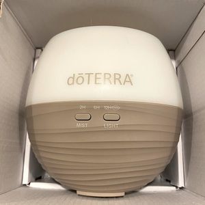 dōTerra Essential Oil Petal Diffuser + Free Sample